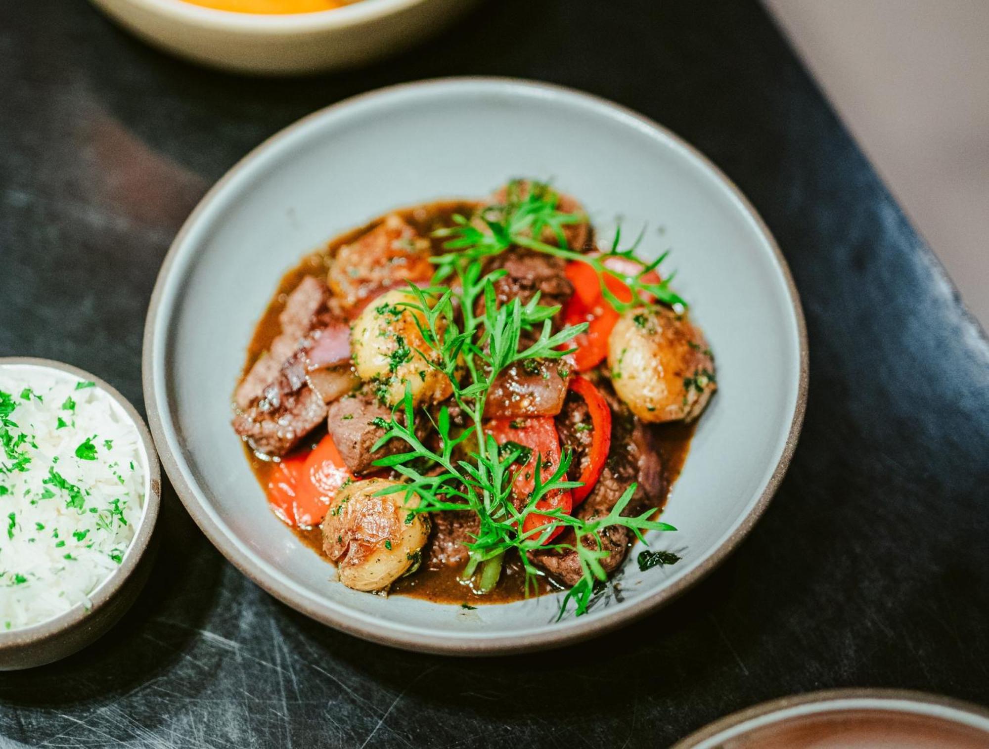 Vignette Collection Yours Truly Dc By Ihg Washington Luaran gambar A plate of chicken and potato gnocchi